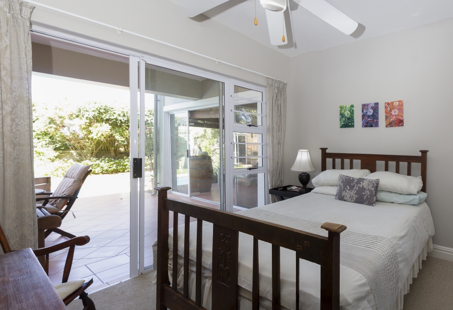 5 Bedroom Property for Sale in Kleinemonde Eastern Cape